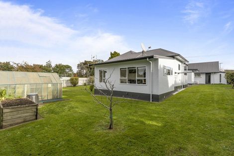 Photo of property in 25a Paynters Avenue, Strandon, New Plymouth, 4312
