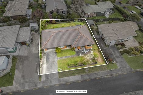 Photo of property in 9 Meynell Court, Glen Eden, Auckland, 0602