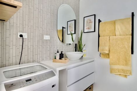 Photo of property in 6 Wiriana Place, Stanmore Bay, Whangaparaoa, 0932