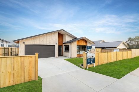 Photo of property in 219 Matua Road, Kumeu, 0810