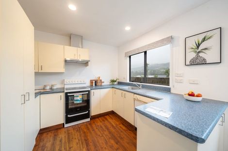 Photo of property in 55b Ranui Terrace, Tawa, Wellington, 5028