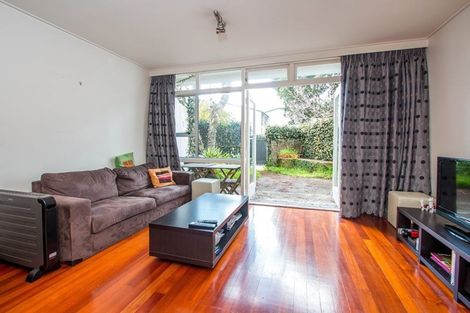 Photo of property in 2/55a Hepburn Street, Freemans Bay, Auckland, 1011