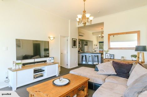 Photo of property in 604 Marine Drive, Days Bay, Lower Hutt, 5013