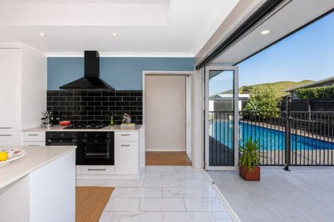 Photo of property in 72 Hamilton Drive, Wainui, Gisborne, 4010