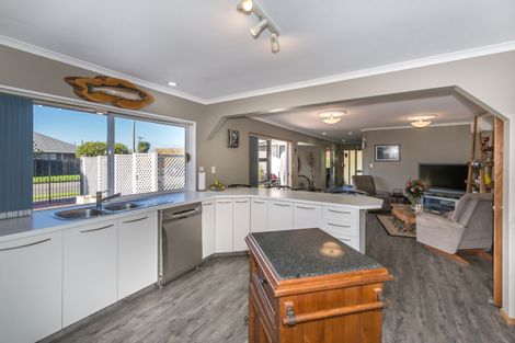 Photo of property in 125 Winters Road, Mairehau, Christchurch, 8052