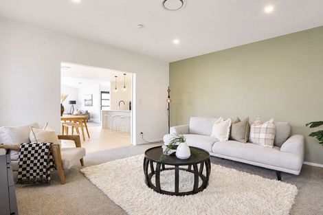 Photo of property in 20 Boyce Crescent, Cambridge, 3434
