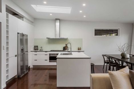 Photo of property in 4 Larchwood Avenue, Westmere, Auckland, 1022