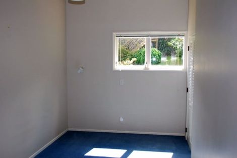 Photo of property in 62 Tio Tio Road, Miramar, Wellington, 6022