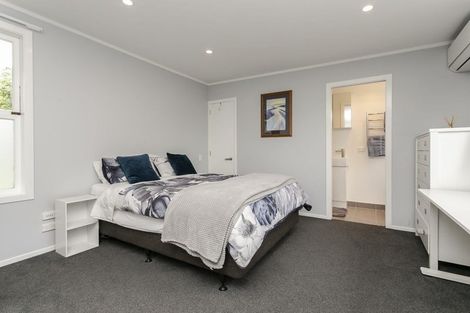 Photo of property in 8 Leslie Avenue, Sandringham, Auckland, 1025