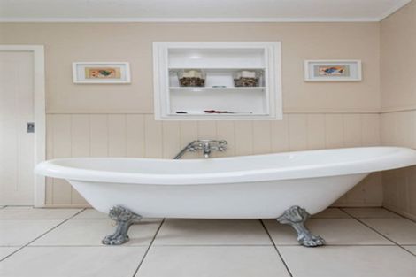 Photo of property in 731 Clevedon Kawakawa Road, Clevedon, Papakura, 2585