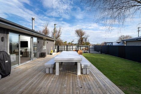 Photo of property in 4 Waikuku Beach Road, Waikuku Beach, 7473