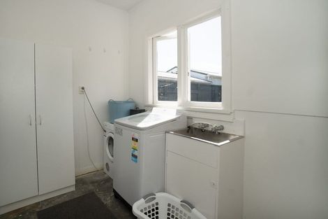 Photo of property in 21 Burns Avenue, Takaro, Palmerston North, 4412