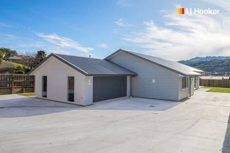 Photo of property in 2 Shanks Street, Green Island, Dunedin, 9018