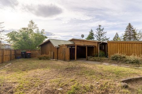 Photo of property in 10 Glencairn Road, Twizel, 7901