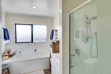 Photo of property in 6b Windsor Terrace, Taradale, Napier, 4112