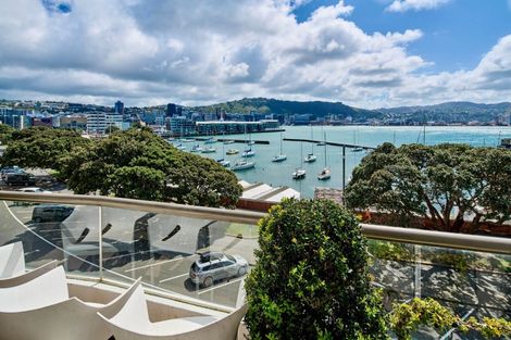 Photo of property in 3/130 Oriental Parade, Oriental Bay, Wellington, 6011