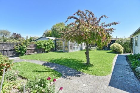 Photo of property in 20 Coates Place, Rangiora, 7400