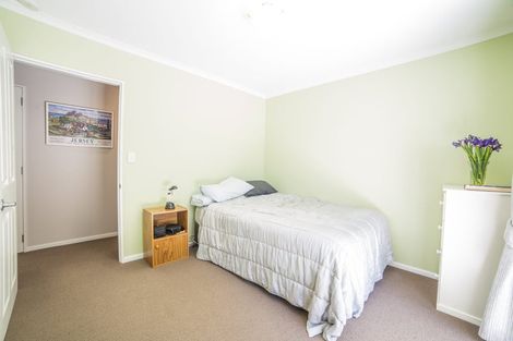 Photo of property in 3 Scarlet Lane, Redwood, Christchurch, 8051