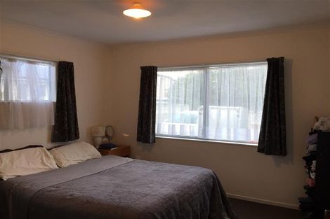 Photo of property in 86a Sturges Road, Henderson, Auckland, 0612