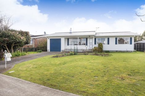 Photo of property in 36 Cedar Crescent, Feilding, 4702