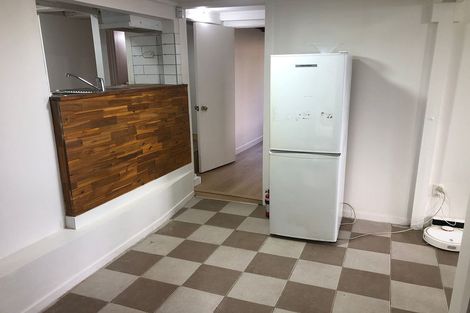 Photo of property in 19 Ferry Parade, Herald Island, Auckland, 0618