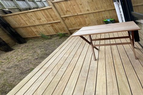 Photo of property in 3/285 Te Atatu Road, Te Atatu South, Auckland, 0610