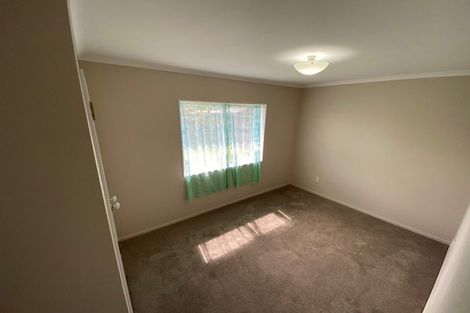 Photo of property in 18 Newbegin Place, Weymouth, Auckland, 2103