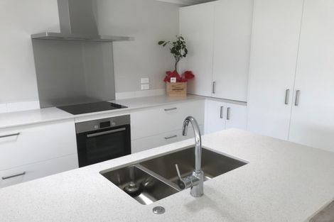 Photo of property in 120 Matua Road, Huapai, Kumeu, 0810