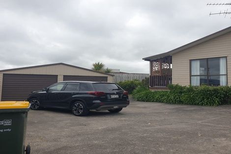 Photo of property in 15a Churchill Terrace, Waiuku, 2123