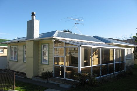 Photo of property in 24 Petrie Street, Wainuiomata, Lower Hutt, 5014