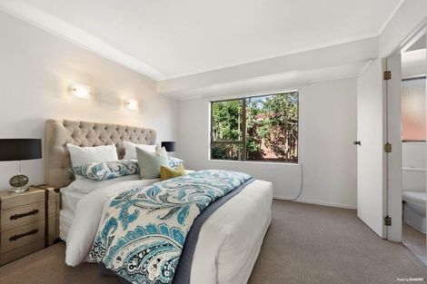 Photo of property in 13 Ciprian Place, Henderson, Auckland, 0612