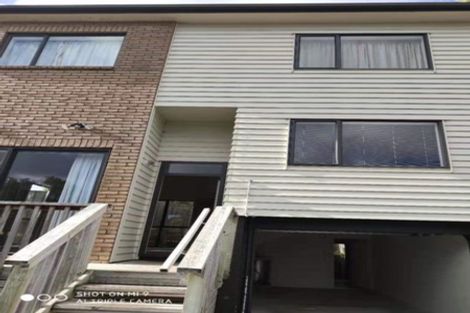 Photo of property in 1/2 Swan Hill Drive, Glen Eden, Auckland, 0602