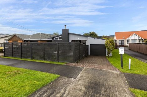 Photo of property in 30a Exchange Street, Ebdentown, Upper Hutt, 5018