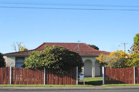Photo of property in 1/39 Clevedon Road, Papakura, 2110