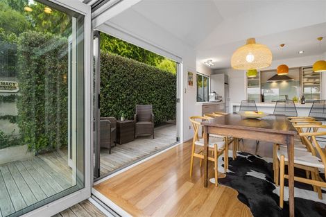 Photo of property in 51 Croziers Road, St Albans, Christchurch, 8052