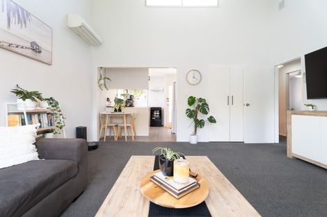 Photo of property in 47a Duncan Street, Tawa, Wellington, 5028