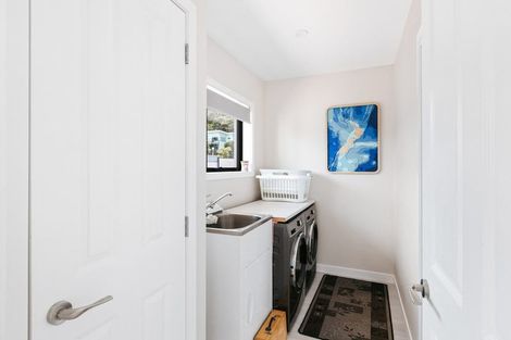 Photo of property in 26 Harbour View Road, Omokoroa, 3114