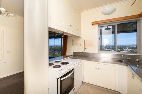 Photo of property in 18 Guys Hill Road, Hospital Hill, Napier, 4110