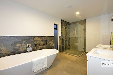 Photo of property in 1 Oaks Drive, Lincoln, 7608