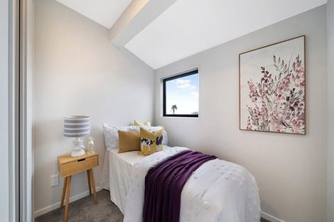 Photo of property in 2/30 Woodford Avenue, Henderson, Auckland, 0610