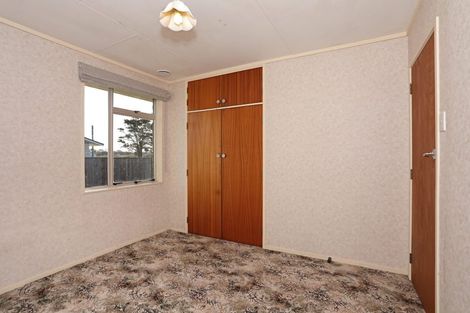 Photo of property in 1 Edward Street, Bulls, 4818