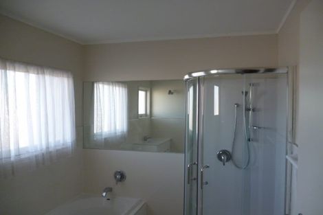 Photo of property in 63 Bramley Drive, Farm Cove, Auckland, 2012