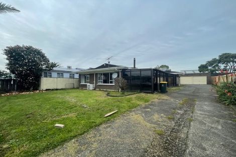Photo of property in 2 Carolyn Street, Manukau, Auckland, 2025