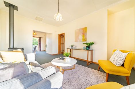 Photo of property in 5 Mangaroa Hill Road, Clouston Park, Upper Hutt, 5018