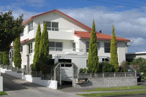 Photo of property in 209a Oceanbeach Road, Mount Maunganui, 3116