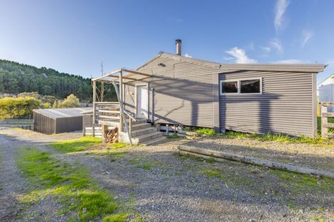Photo of property in 49 Avery Road, Eskdale, Napier, 4182