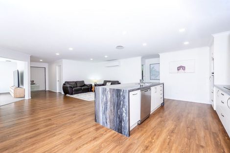 Photo of property in 5 Riverglen Drive, Haruru, 0204