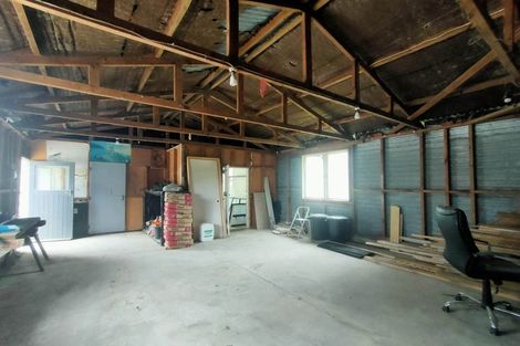 Photo of property in 113 Foster Road, Kumeu, 0891