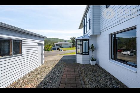 Photo of property in 1 Terrys Place, Kelson, Lower Hutt, 5010