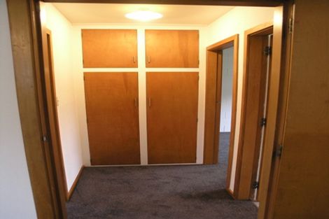 Photo of property in 2/32 Landsdowne Terrace, Cashmere, Christchurch, 8022